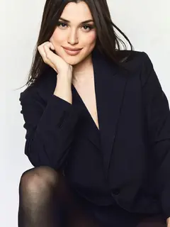 Bella