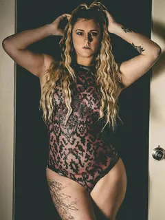 Katie escort in Dubai