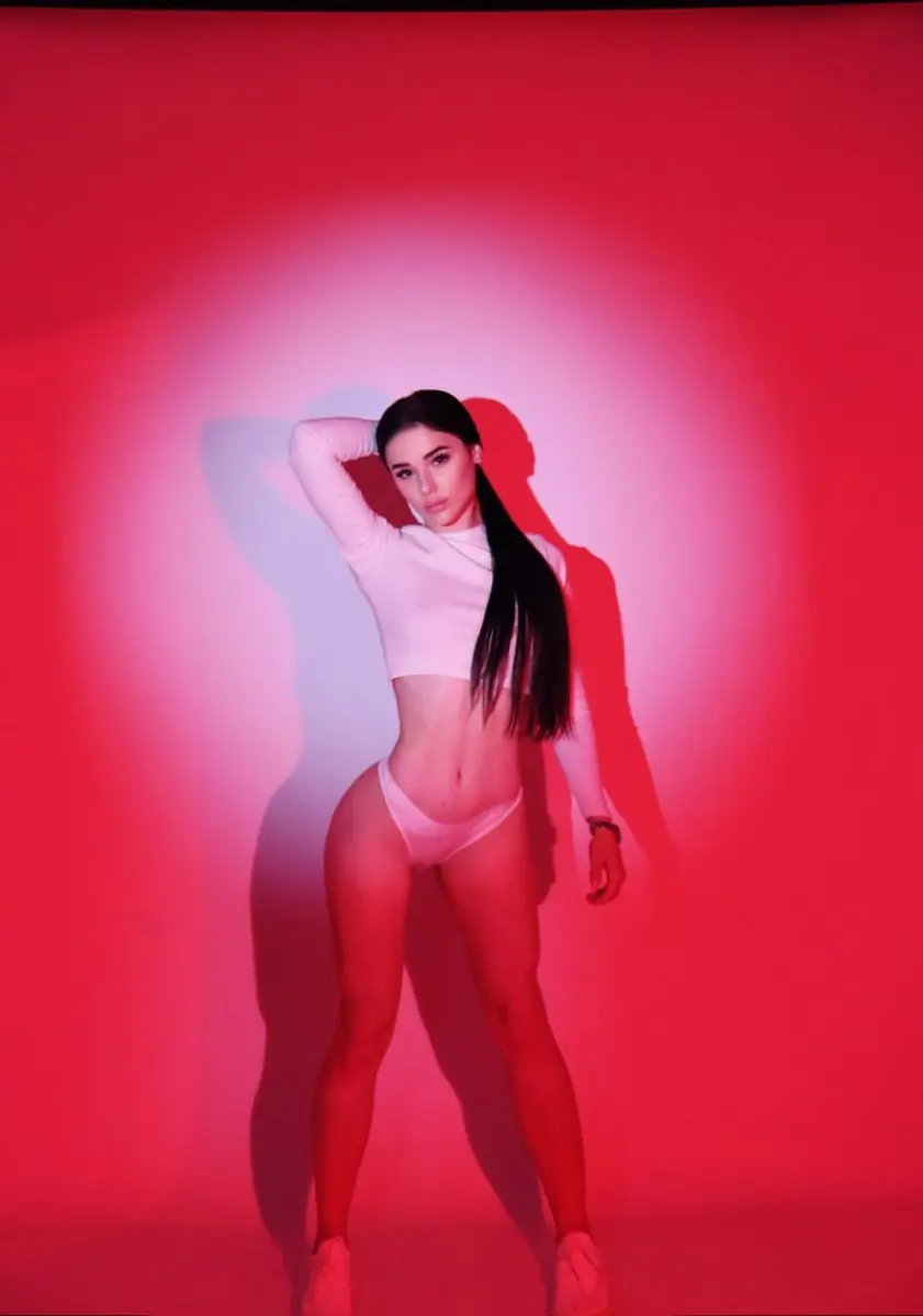 Kira escort in Dubai