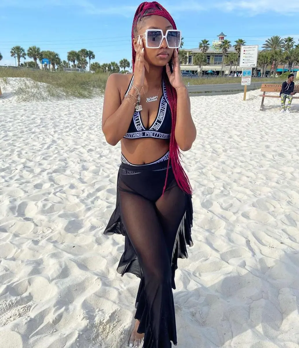 LUCY escort in Dubai