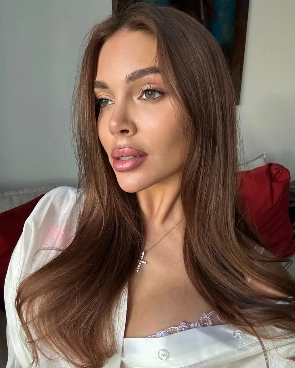 Roza escort in Dubai