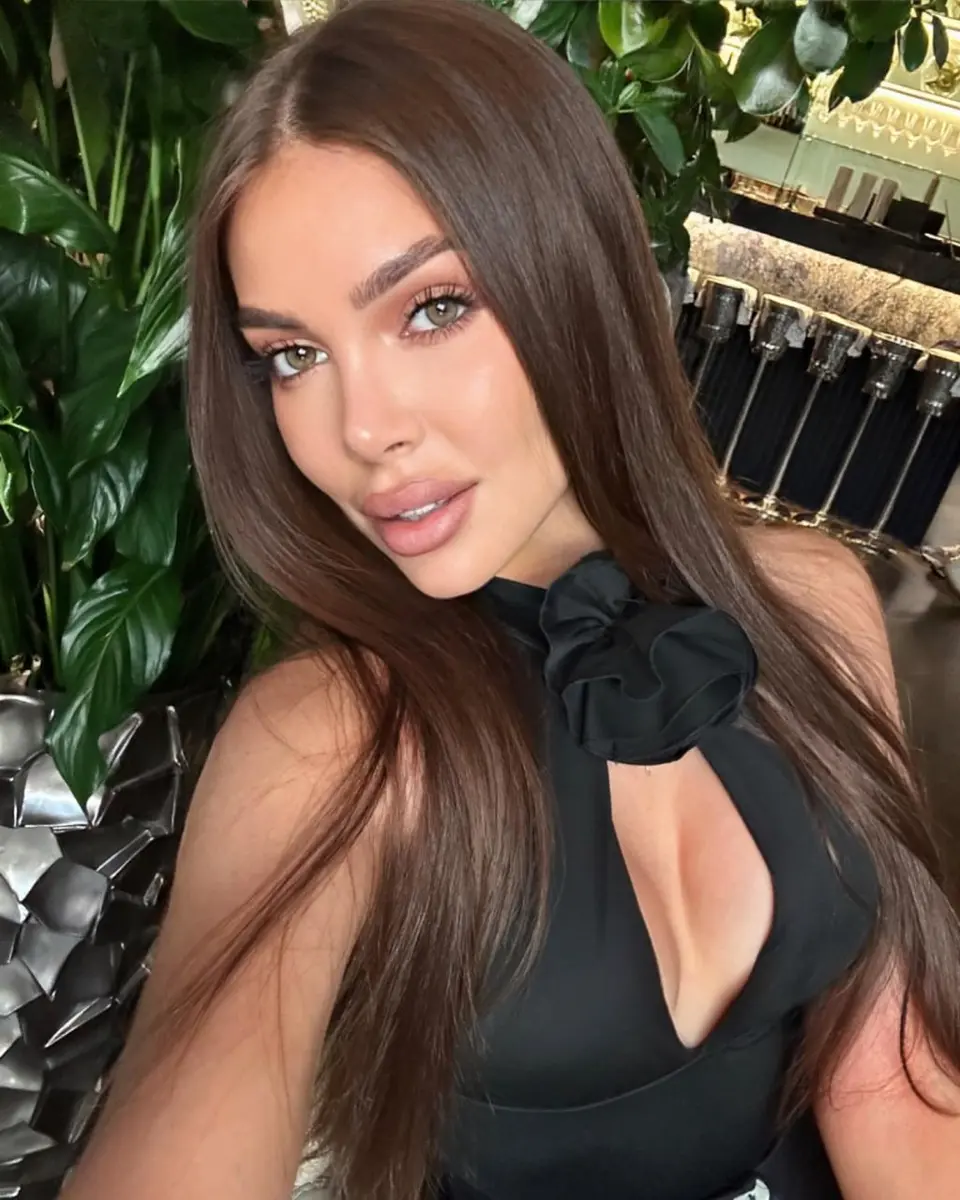 Roza escort in Dubai