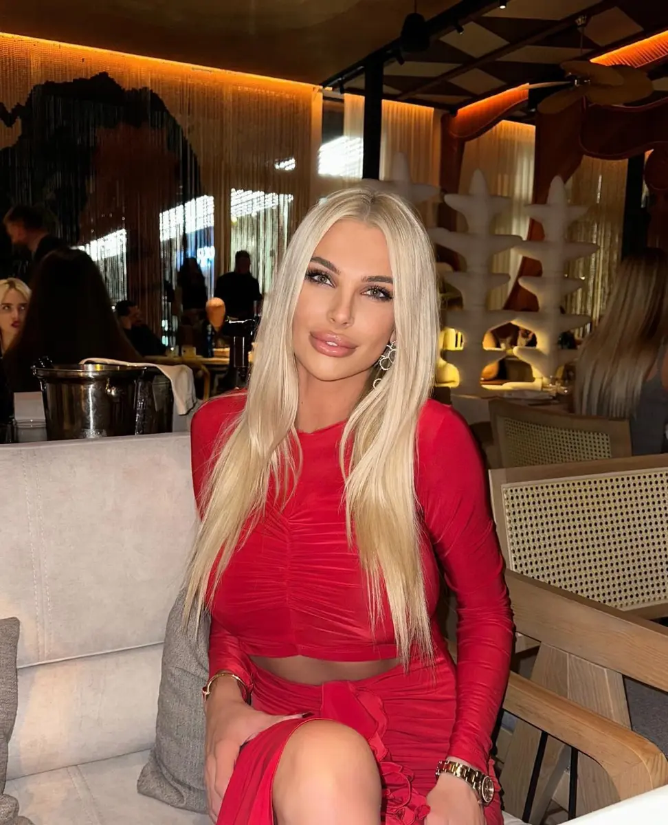 Sabina escort in Dubai
