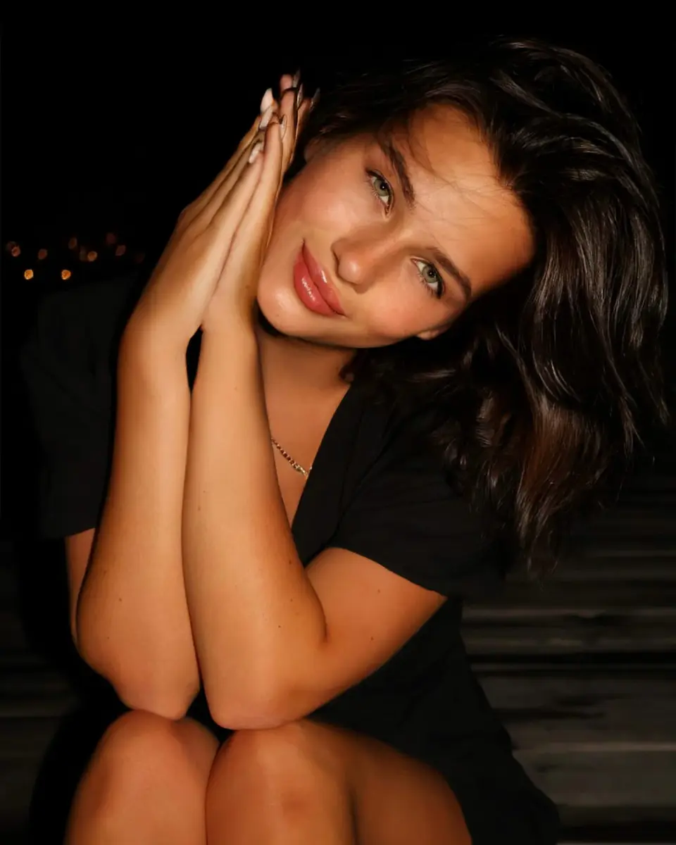 Vika escort in Dubai