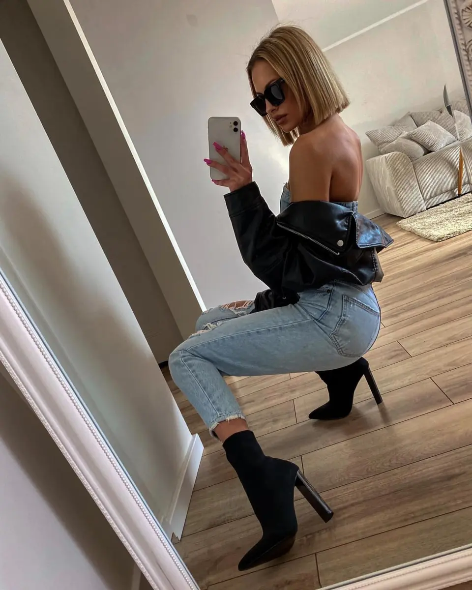 Viola escort in Dubai